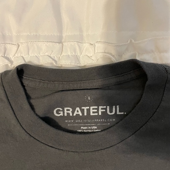 Forever Grateful T-shirt - Picture 2 of 3